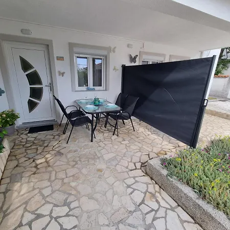 Apartamento Dijana With Terrace *