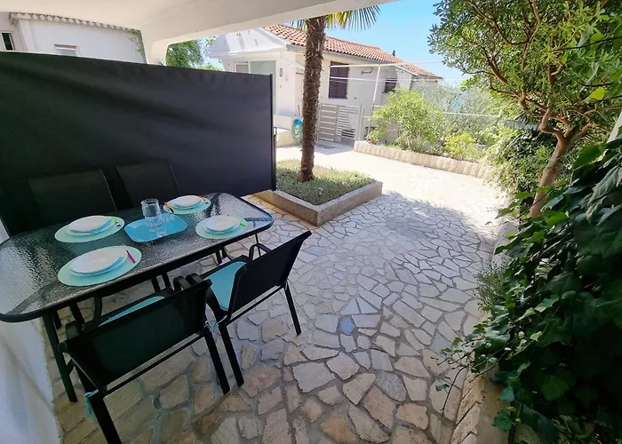 Dijana With Terrace Appartement Crikvenica
